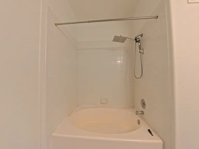 4960 Harrison Dr #233 — Photo 14