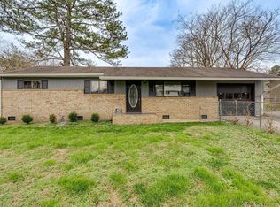 715 Mary Agnes Dr, Rossville, GA 30741