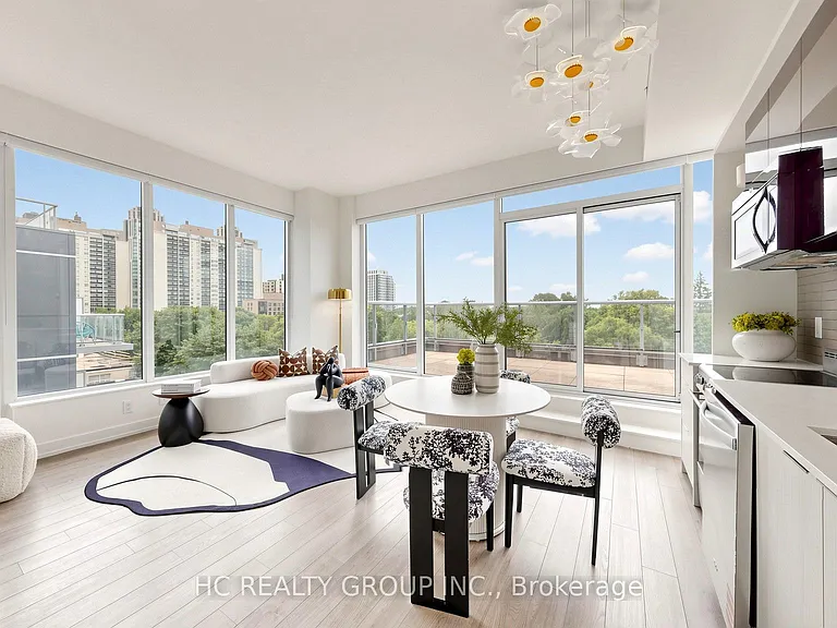 6 Parkwood Ave #701 — Photo 6