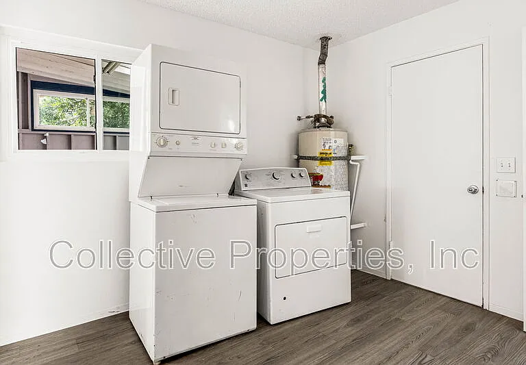 2084 Kearney Ave — Photo 8