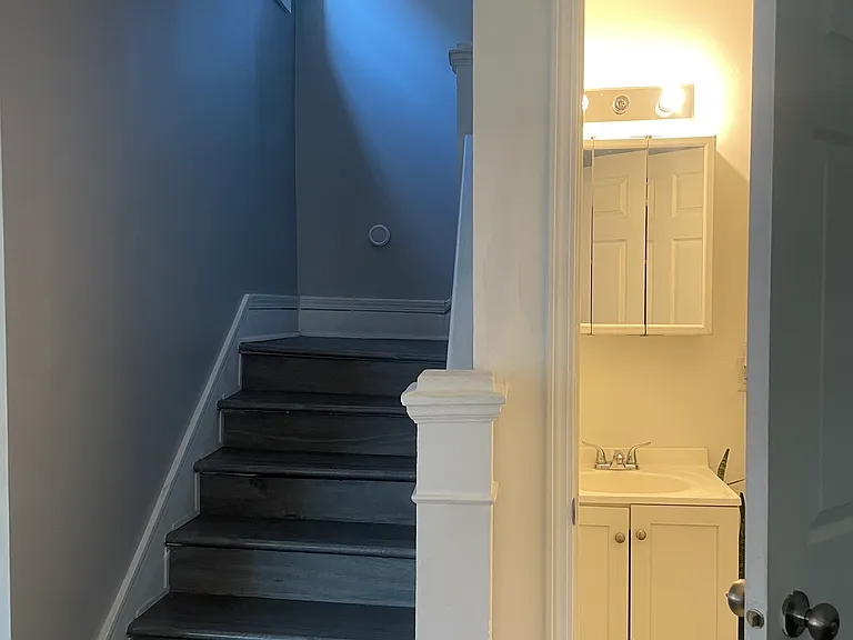 619 N Beville Ave — Photo 16