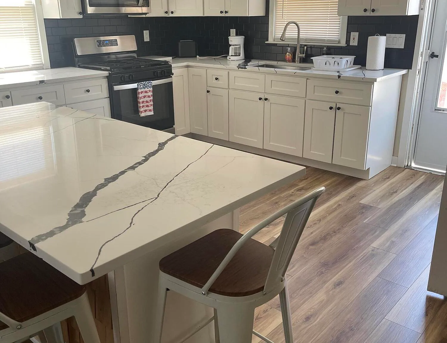 3 bed, 1830 sqft, $1,900 — Photo 3