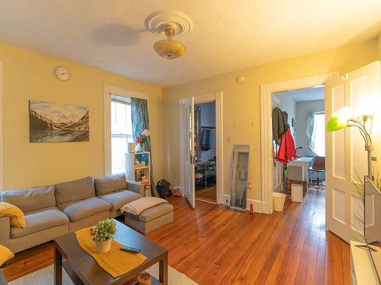 192 Mansfield St #1 — Photo 2