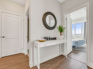 15 Lynch St #1904, Brampton, ON L6W 2Z8