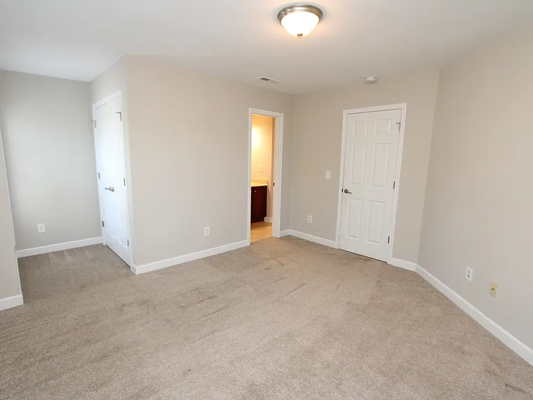 5233 Stone Station Dr — Photo 35