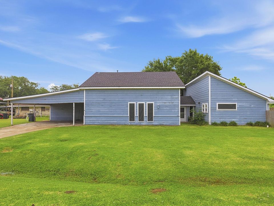 1st image of 301 Crystal Ln