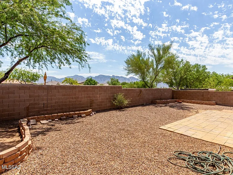 12842 N Westminster Dr — Photo 19