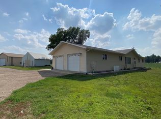 1177 125th St, Welcome, MN 56181