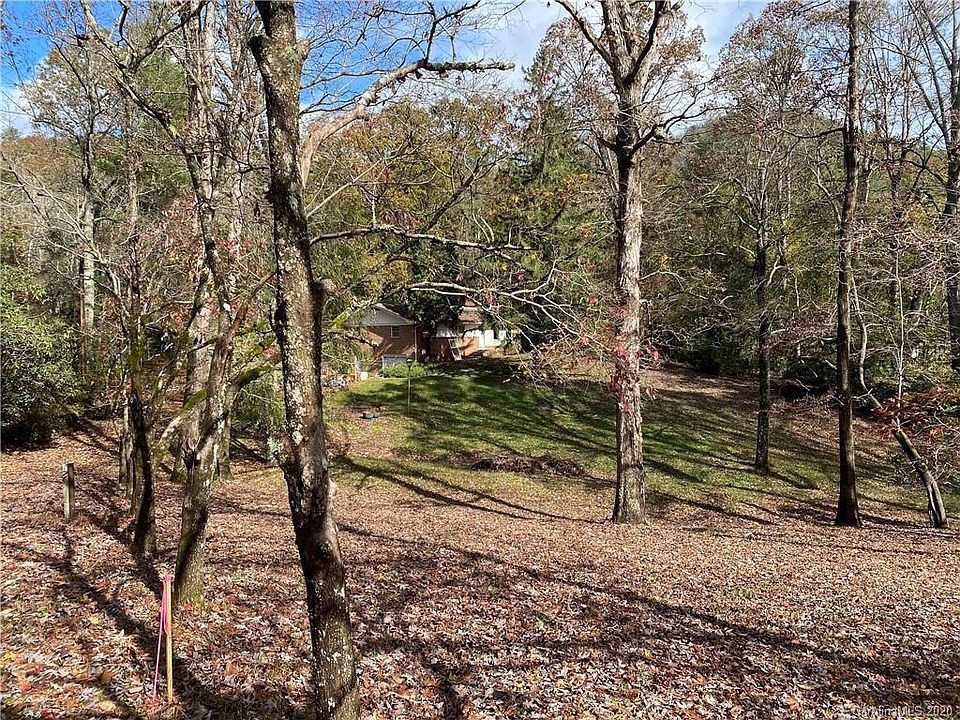 1st image of 174 Twisted Tree Ln