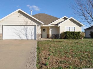 1509 Prier Ln, Webb City, MO 64870
