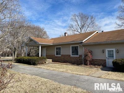 204 W Gelston St, Benton, IL, 62812