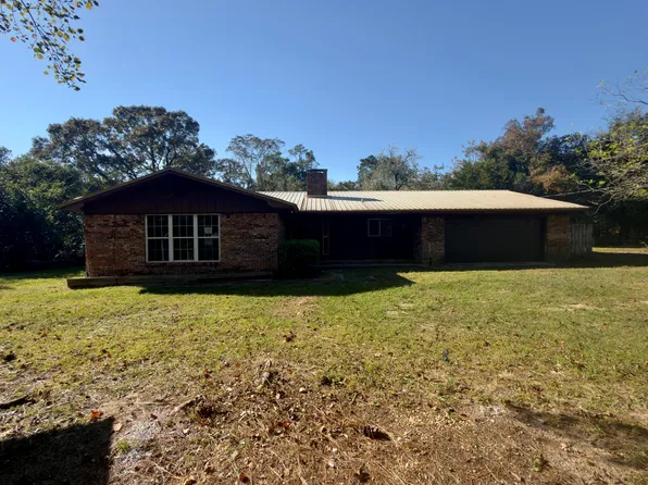 1172 Pleasant Ridge Rd, Defuniak Springs, FL 32435