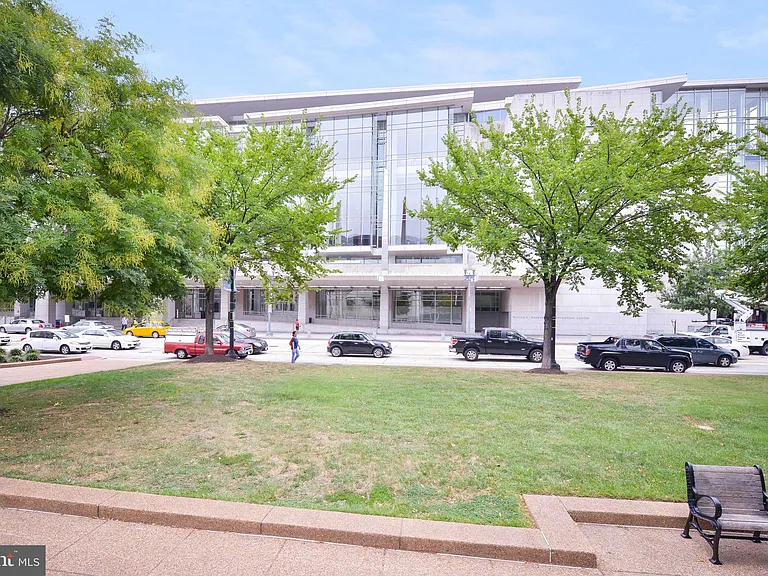 555 Massachusetts Ave NW #1019 — Photo 30