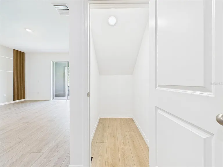 32519 Welling Blade Loop — Photo 45