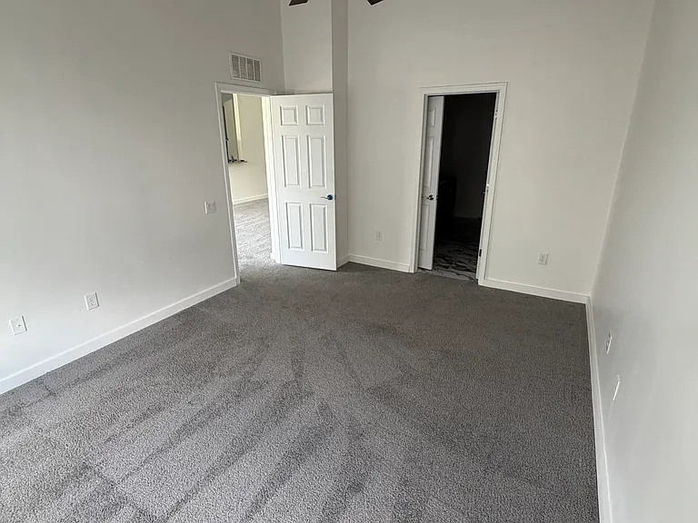 2096 Kings Palace Dr — Photo 8