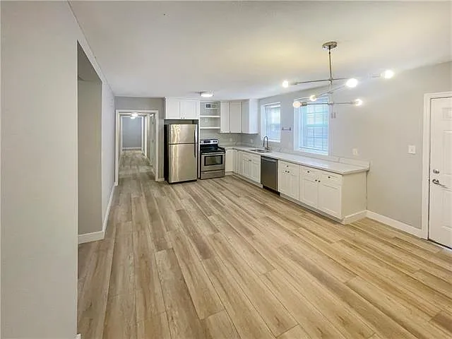 1803 S Rendon St — Photo 4