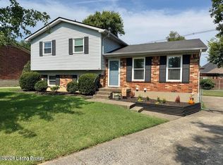 8907 Bobrader Ct, Jeffersontown, KY 40299