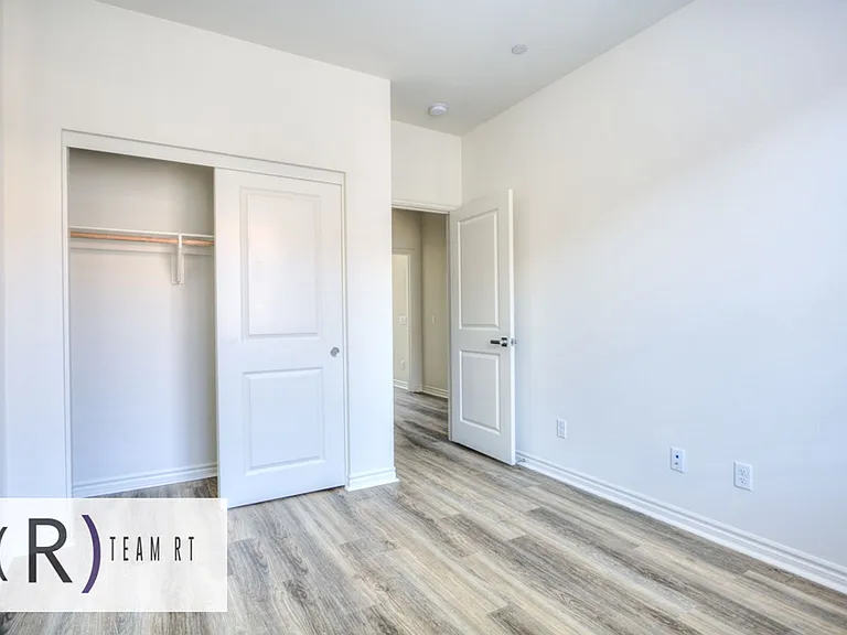 11454 Artesia Blvd — Photo 32