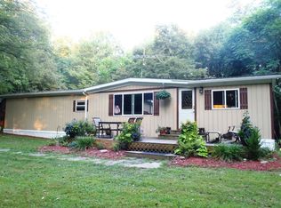 204 White Rock Rd, Freeport, PA 16229