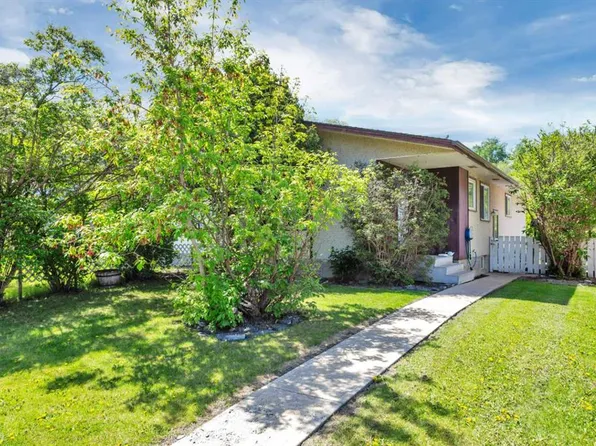 5912 E 61st Ave, Red Deer, AB T4N 4W8