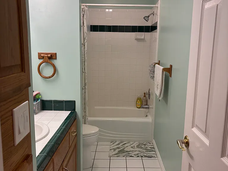 1408 W Yworry Ln — Photo 12