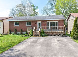 355 Louise St, Gravenhurst, ON P1P 1E1