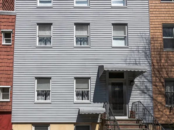 113 Oak St, Brooklyn, NY 11222