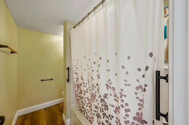 6986 Avery Rd — Photo 19