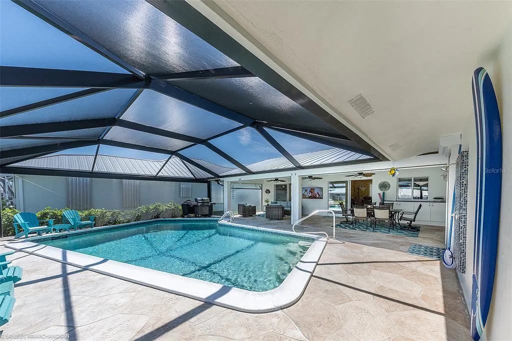 3 bed, 2.0 bath, 1855 sqft, $6,500 — Photo 3