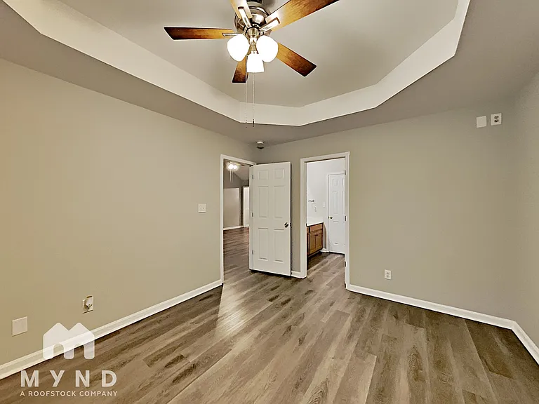618 Kilbart Ct — Photo 10