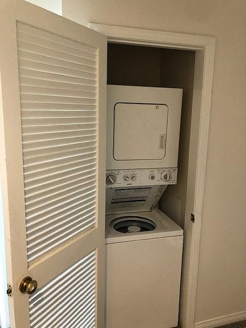 Stackable washer and dryer
