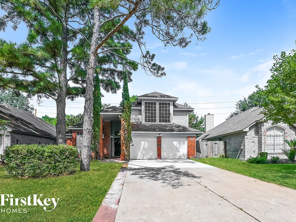 15966 Oak Mountain Dr