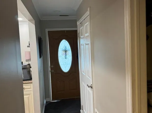 49 Doreen Drive image 2 of 20