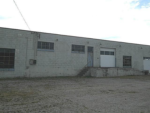2nd image of 2003 Baltimore St