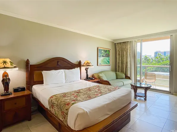 2045 Kalakaua Ave APT 209, Honolulu, HI 96815