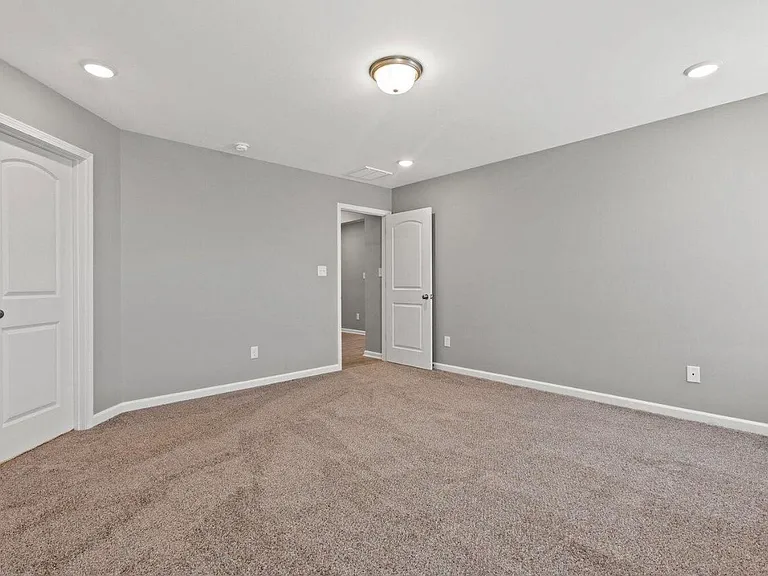121 Landry Ln — Photo 13