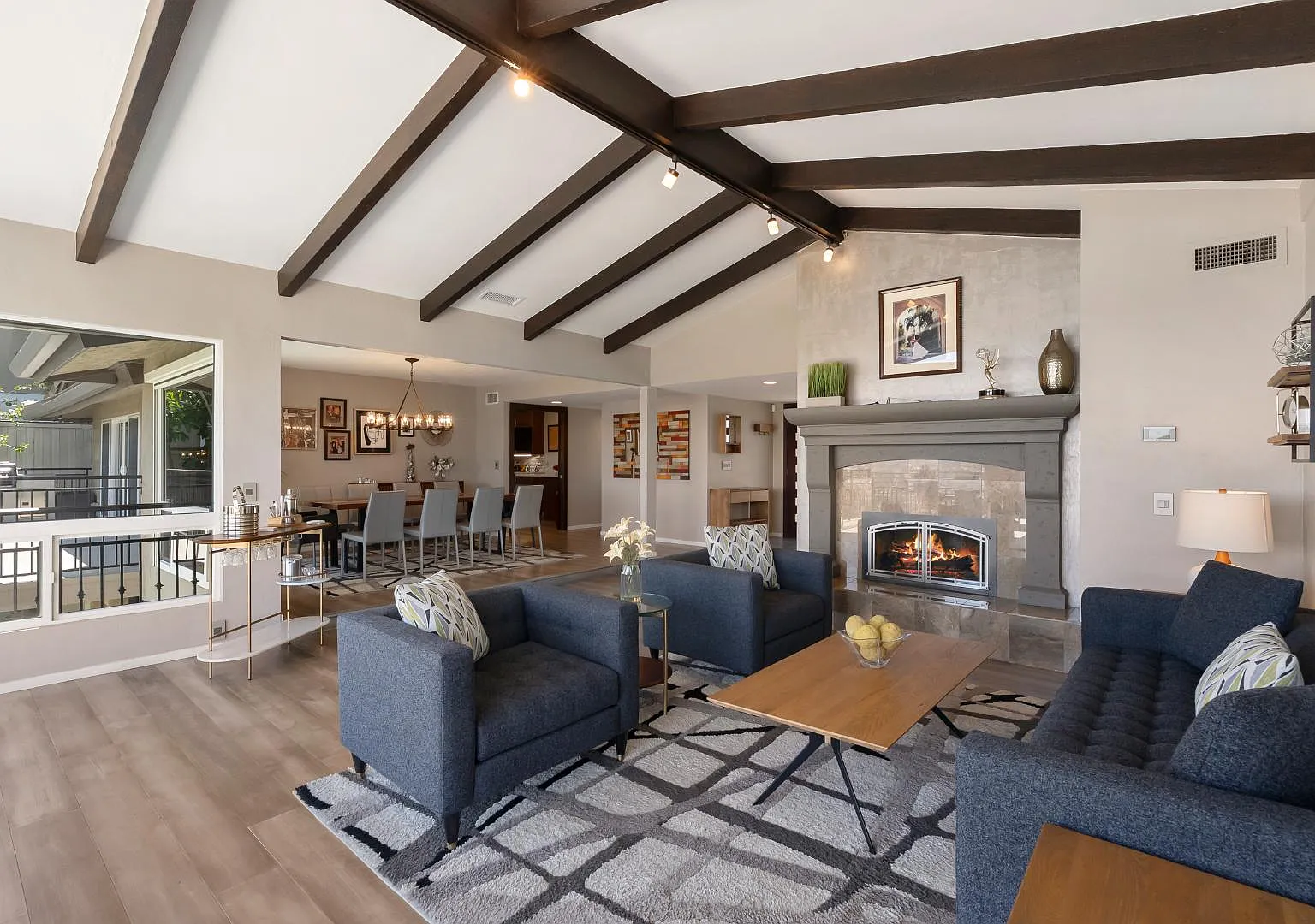 6387 Dwane Ave — Photo 4