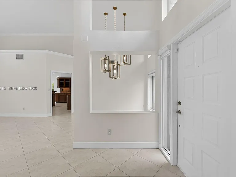 8224 SW 178th Ter — Photo 11