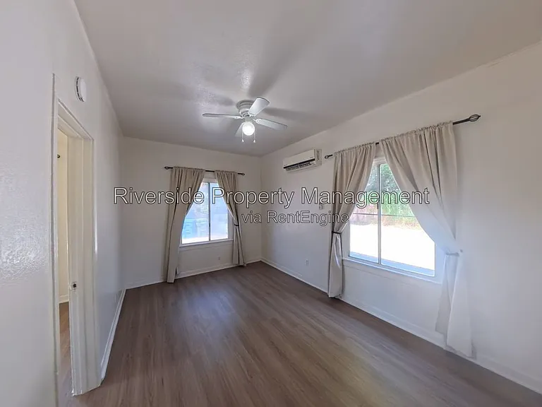 4566 Orange St #6 — Photo 13