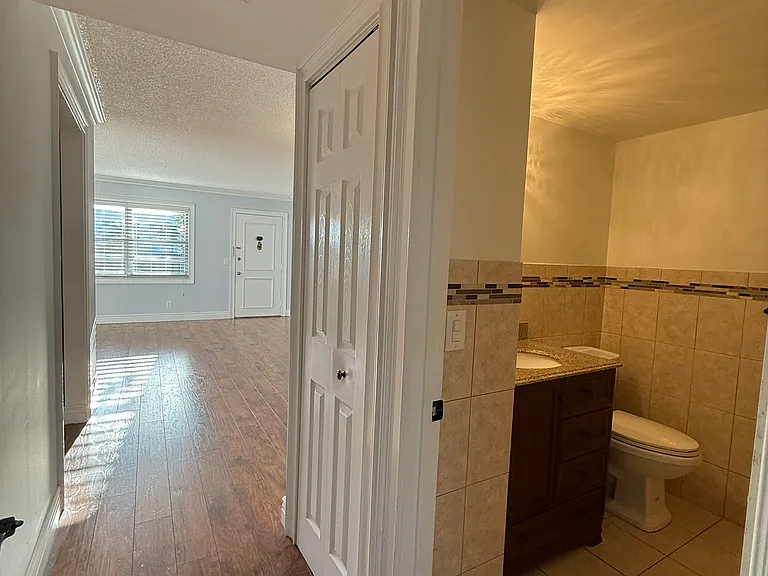 301 SW 135th Ave #203C — Photo 5