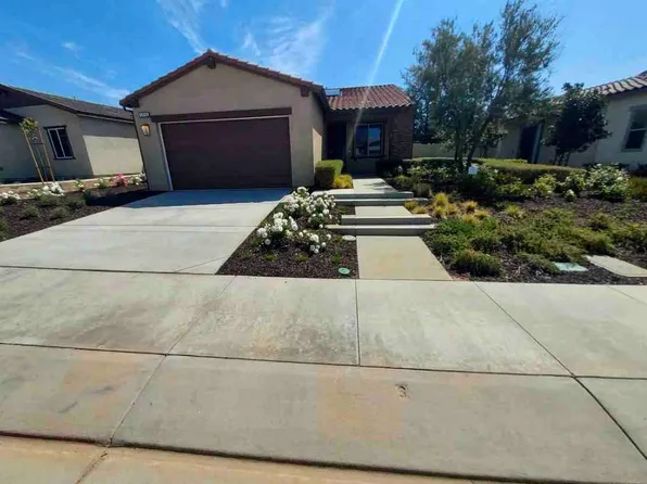1496 Pinyon Ln, Banning, CA 92220