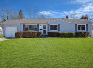 1513 Potter Blvd, Bay Shore, NY 11706