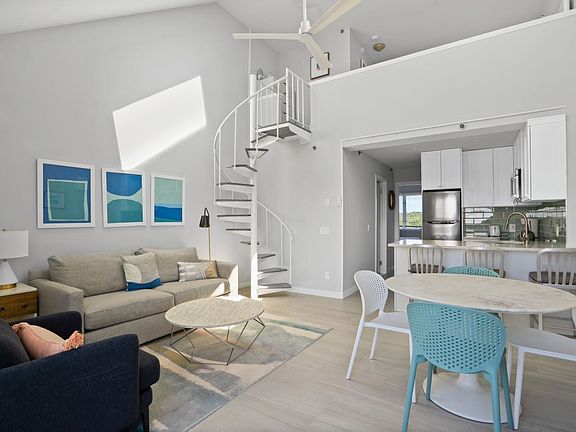 3rd image of 2062 Montauk Hwy #25