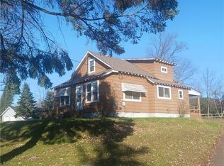 102 James St, Dallas, WI 54733