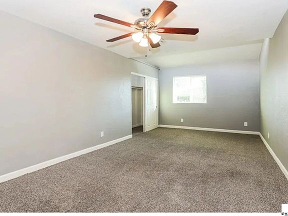 4th image of 8422 E Hubbell St