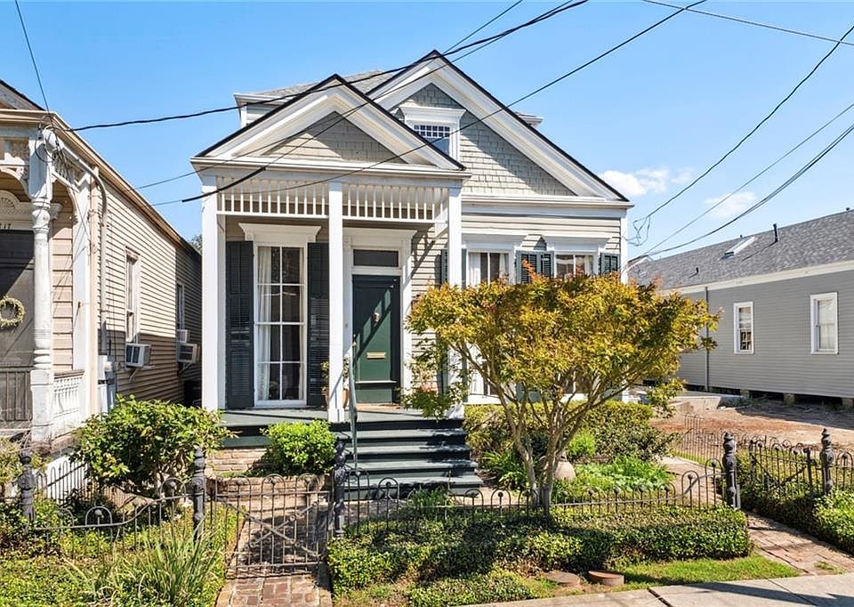 1st image of 715 Eleonore St