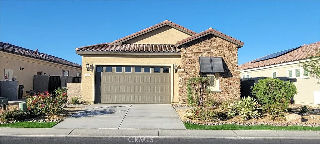 2 bed, 1438 sqft, $4,250 — Photo 2