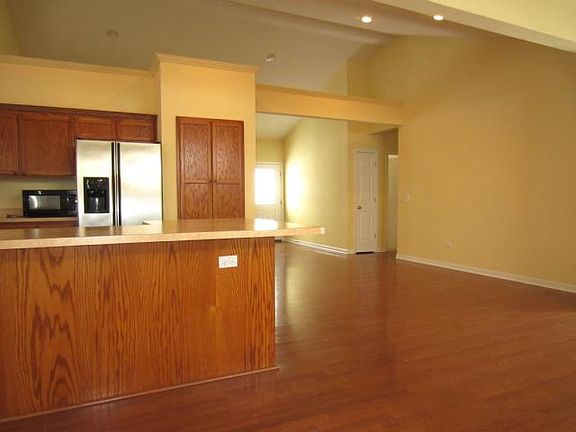 3rd image of 1724 Mystic Dr