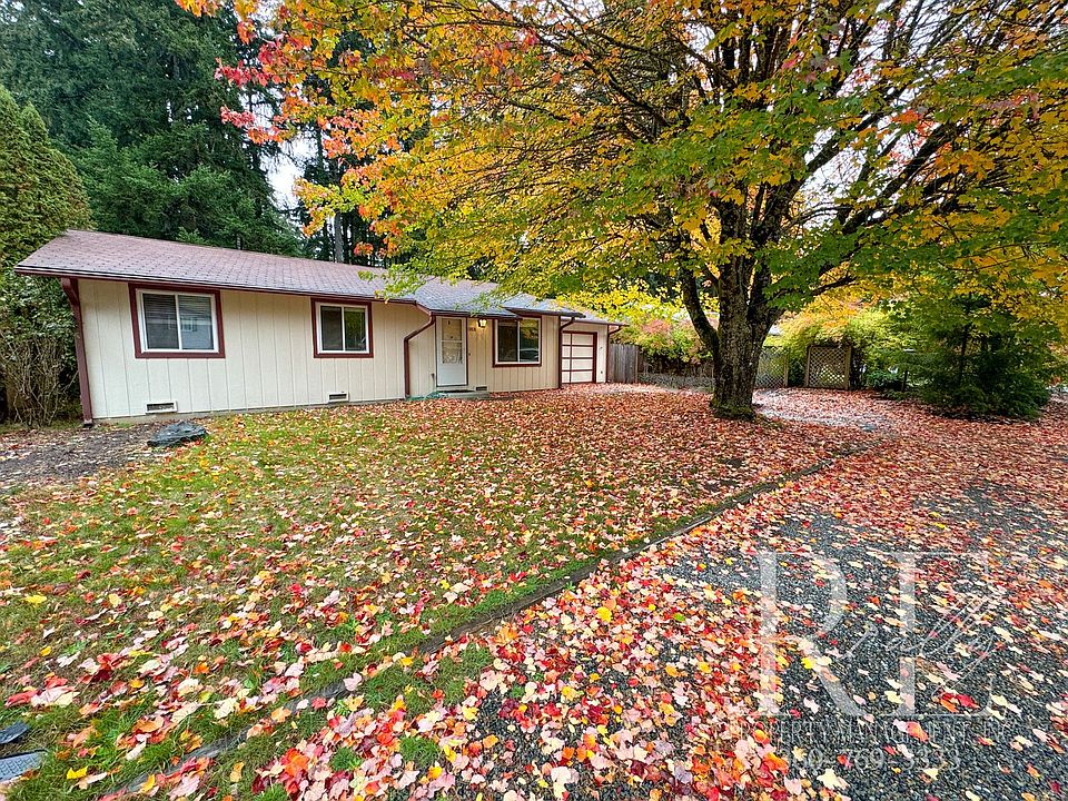 1st image of 5831 SE Pennswood Ct