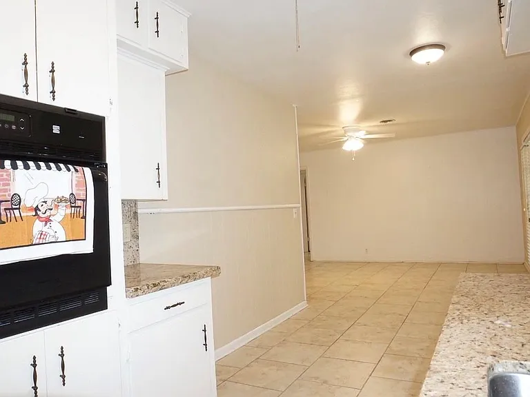 1716 Edna Ave — Photo 8